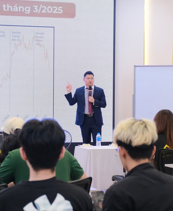 Ảnh b&ecirc;n tr&aacute;i ph&iacute;a dưới trang chủ